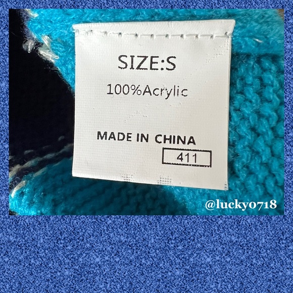 Dokotoo EUC Blue Colorblock Long Sleeve Striped Sweater Sz S - Picture 7 of 7